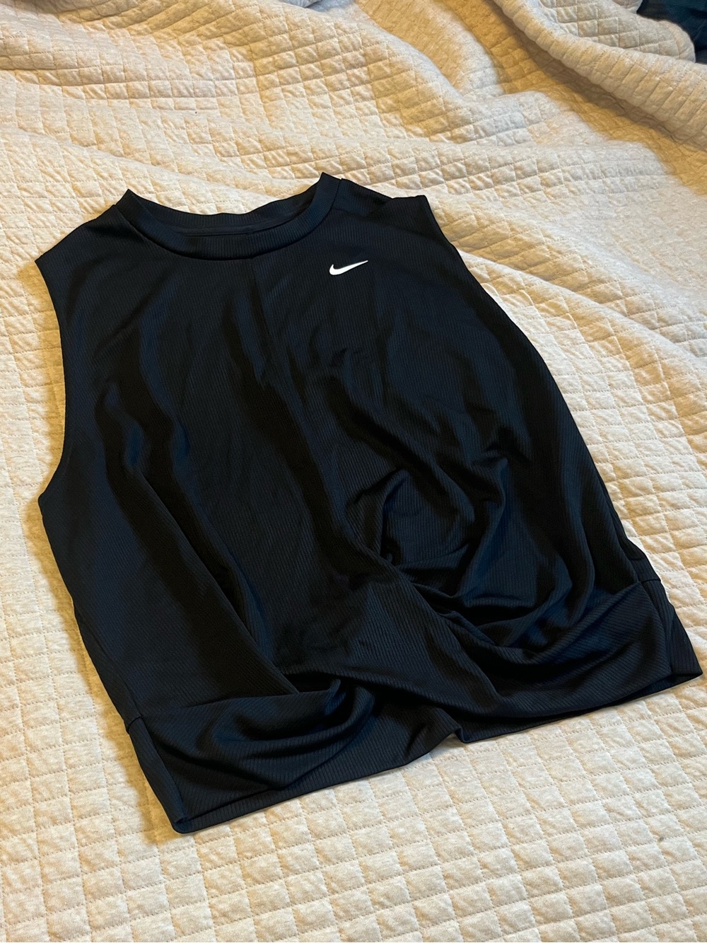 Nike Dri-Fit Cropped Twist Logo Training Tank - Picture 6 of 7